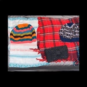 H& M Hat and scarf bundle!